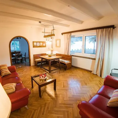 Park Ravne Villa Ravne na Koroskem