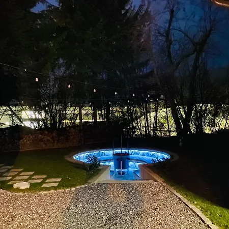 Park Ravne Villa